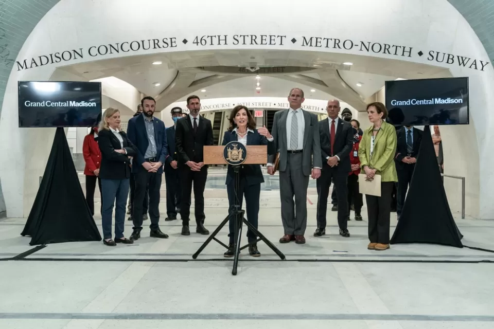 New York Governor Kathy Hochul announces transit project in concourse for new Grand Central Madison station